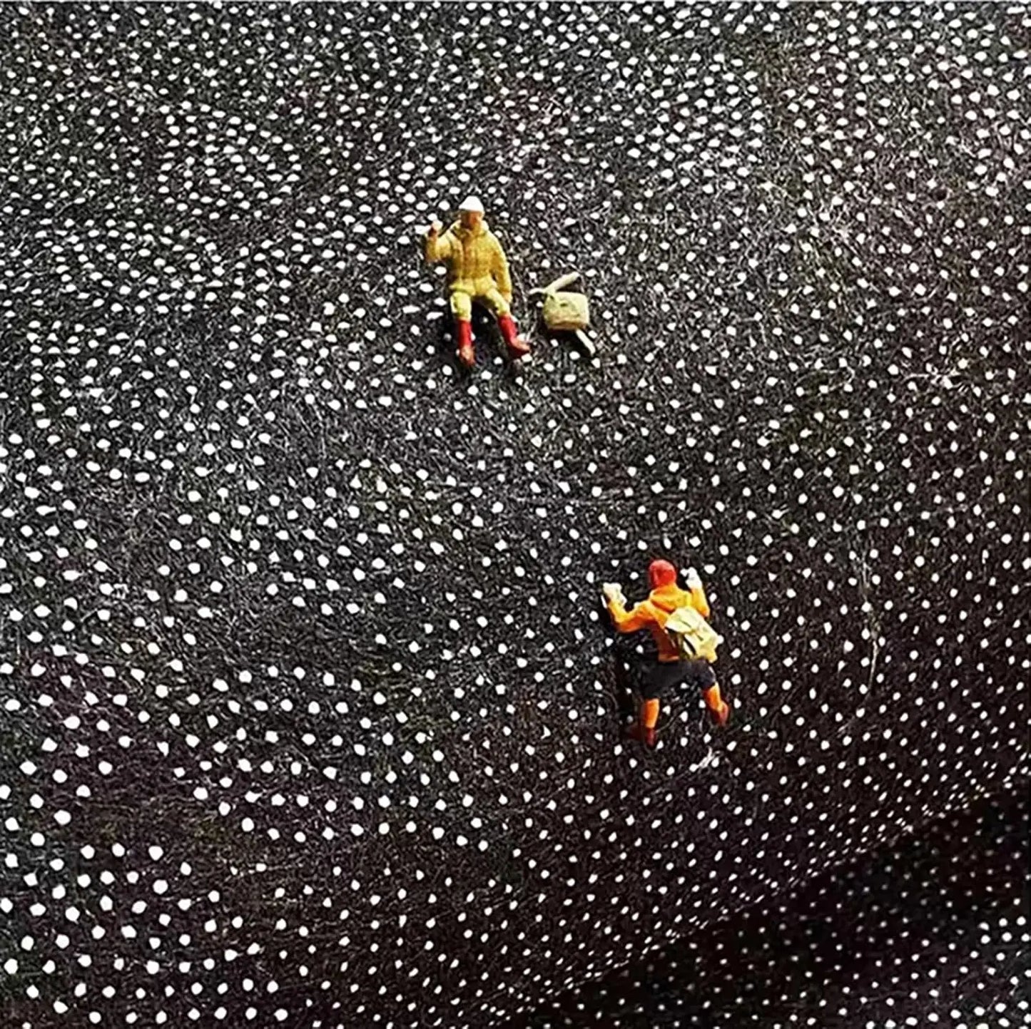 VogueHouses™ – Cozy Christmas Tree Carpet Runner 🎄